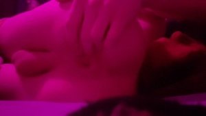 Inflatable Kadahr stretches my hole