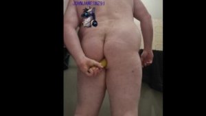 White kiwi bear from NZ fucks a banana and gets anally fucked by a banana