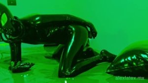 Alien’s sticky anal pleasure T2, big dildo fucking – Alex Latex