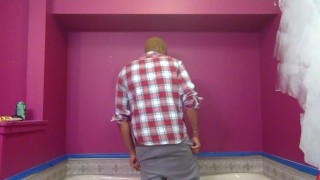 Kennie Jai strips and paints for you!!!